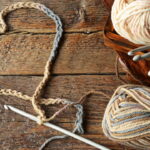 O detalhe dessa manta de crochê está encantando as crocheteiras do Brasil