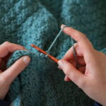 O detalhe desse tubarão em crochê virou febre entre quem ama amigurumi
