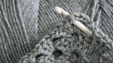 Esse amigurumi virou sensação entre artesãs, mamães e bebês