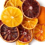 Casca de laranja seca é a solução natural mais versátil para o lar