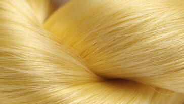 Transforme fios em lembranças inesquecíveis com esse coelhinho de crochê