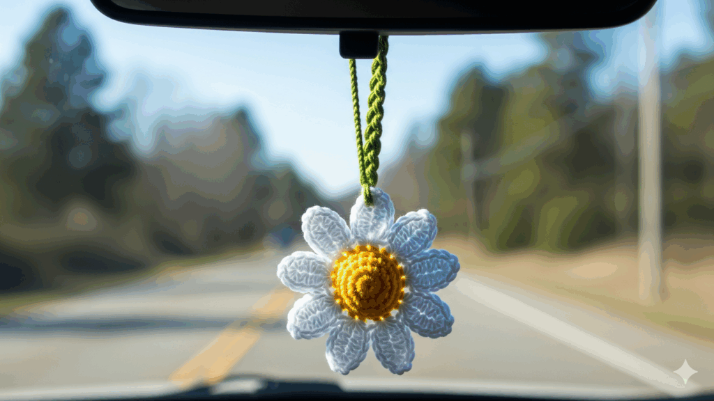 Esse penduricalho floral em crochê floral está encantando motoristas