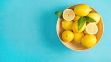 Chaveirinho de limão siciliano em crochê para alegrar seu dia com frescor