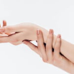 O novo xodó das brasileiras promete unhas perfeitas sem sair de casa