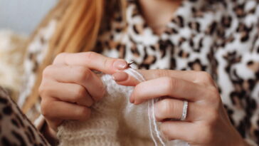 A peça artesanal que está conquistando o mundo pet com muito estilo