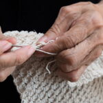 A peça de crochê mais carinhosa do mundo infantil tem formato de pinguim