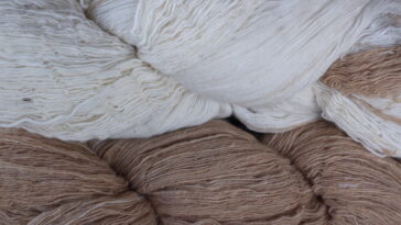 Esse mini cachepô de crochê virou o destaque da decoração infantil