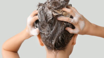 Essa mistura simples está conquistando quem busca brilho e leveza nos fios