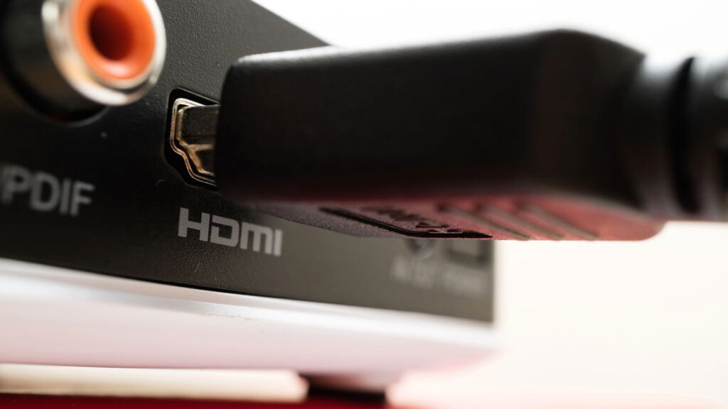 5 usos da entrada USB da TV que você nunca imaginou ser possível