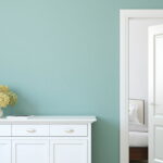 Azul, bege ou verde menta? Aprenda a melhor cor de parede para móveis brancos