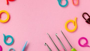 Marcador de crochê simples delicado e perfeito para qualquer livro