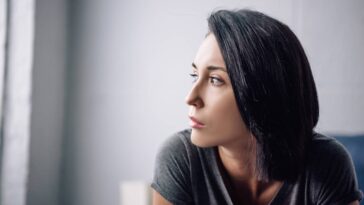 Se você fala demais em momentos assim, pode estar se prejudicando de acordo com especialistas