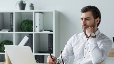 Se você fala demais em momentos assim, pode estar se prejudicando de acordo com especialistas