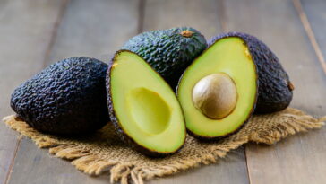 O truque mais confiável para saber se o abacate está madura ou não