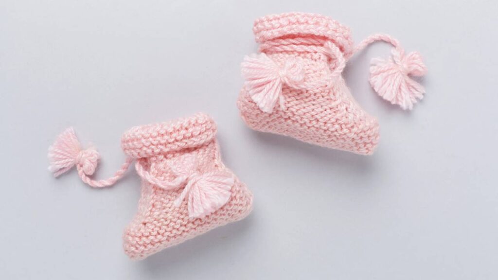 Aprenda a criar peças de crochê que cuidam da pele do seu bebê
