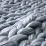 O modelo artesanal que está conquistando quem ama moda leve