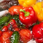 O truque com papel toalha que mudou minha forma de guardar pimentão