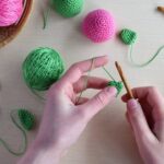 Casinha de passarinho decorativa em crochê para enfeitar jardins