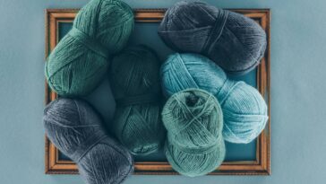 A almofada de crochê que transforma qualquer canto da casa