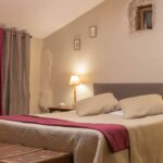 Adeus armários, deixe seu quarto mais organizado, moderno e bonito com essa solução prática