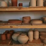 O detalhe artesanal que está revolucionando vasos e potes em casa