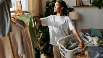 Para que servem os furos nas cestas de roupa segundo especialistas