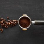 Veja o que dizem os especialistas sobre o hábito de guardar café na geladeira