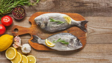 Consumo regular de peixes que promove coração saudável e bem-estar geral - Créditos: depositphotos.com / VadimVasenin