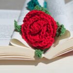Crochê com efeito rendado floral 3D para peças delicadas e sofisticadas