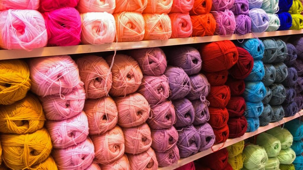 Esse detalhe escondido dentro da pantufa de crochê está conquistando quem ama conforto