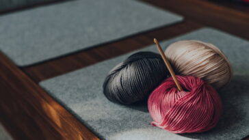 O truque artesanal que está dando nova vida às sobras de fio