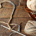 O cinto artesanal em crochê que está conquistando quem ama moda com personalidade