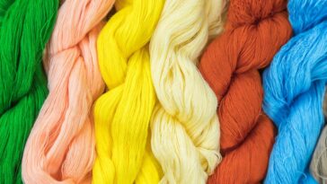 O modelo de crochê que está deixando qualquer look mais elegante