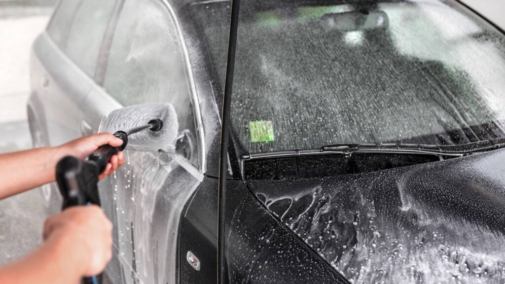 Usei isso no farol do meu carro e agora ele está mais limpo do que nunca