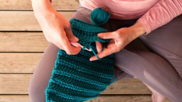 Crochê fractal para criar peças geométricas e visualmente hipnotizantes