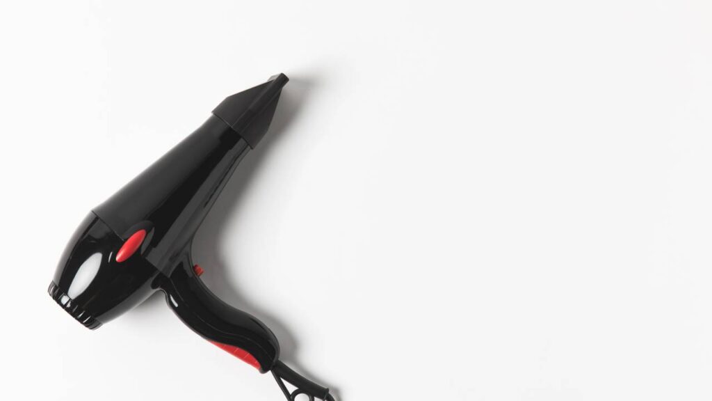 Você pode estar arriscando sua casa sem saber ao ligar esses aparelhos juntos