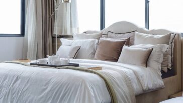 Por que todo mundo está dizendo adeus ao edredom e copiando os hotéis de luxo