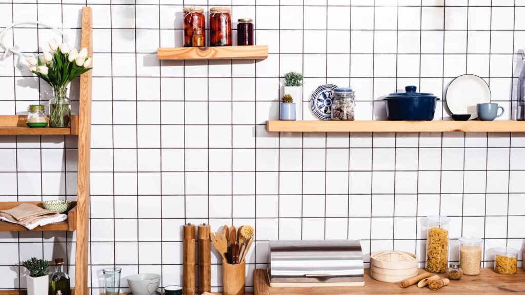 O método mais rápido e seguro que acabou com moscas na minha cozinha