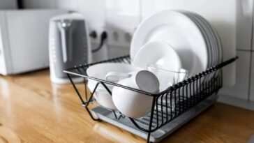 Adeus ao escorredor de pratos: a nova invenção para aproveitar todo o balcão que estará na moda em 2026