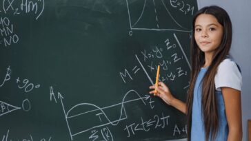 Essa conta viralizou e está confundindo até professores de matemática