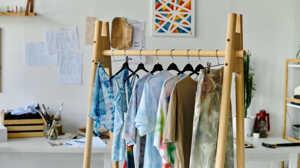 Guardar roupas antigas pode dizer mais sobre você do que imagina