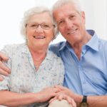 Os 5 cuidados no banho que toda pessoa com mais de 70 anos deve ter