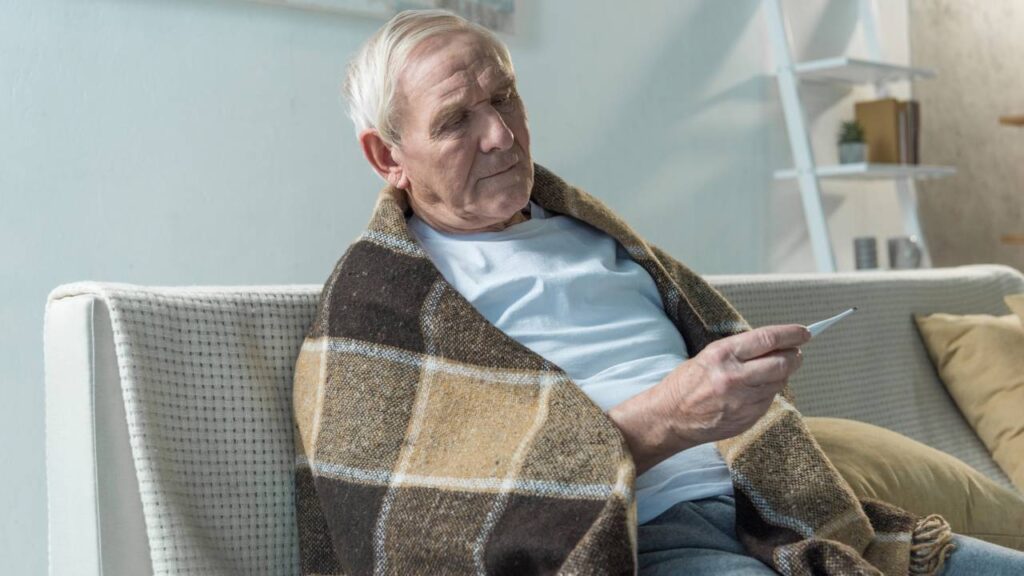 Os 5 cuidados no banho que toda pessoa com mais de 70 anos deve ter