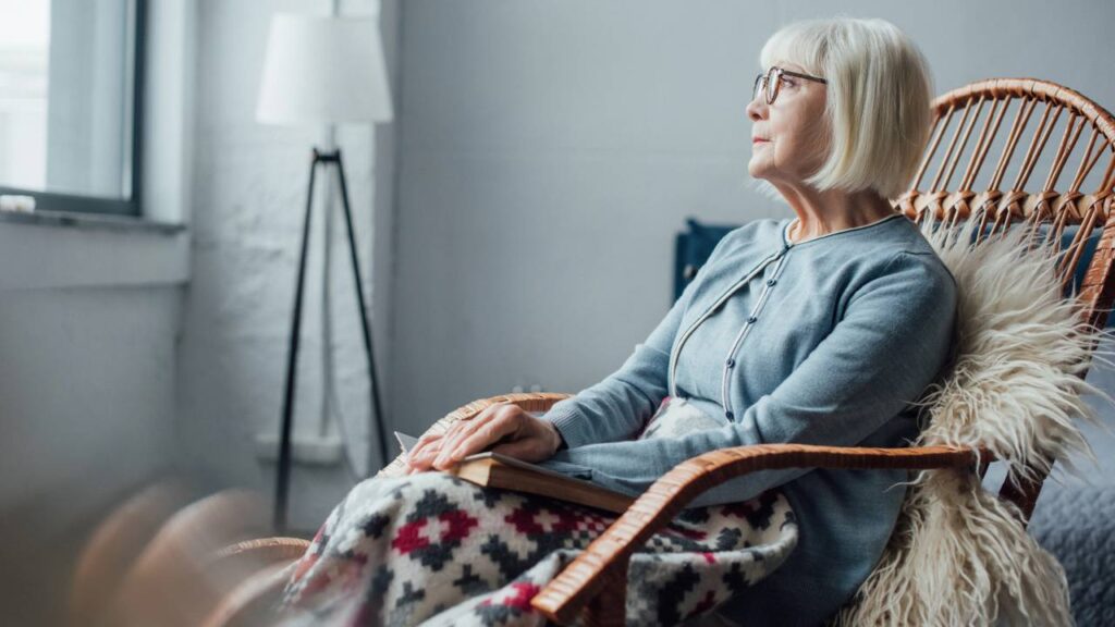 Quem chega aos 80 com clareza mental costuma seguir esses hábitos simples