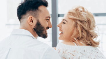 Qual é a idade mais feliz segundo a ciência?