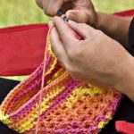 Crocheteiras estão adicionando isso nas peças e o resultado é incrível