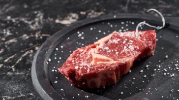 Como descongelar alimentos de forma rápida e segura