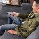 O que significa colocar o volume da televisão em números pares, segundo a psicologia