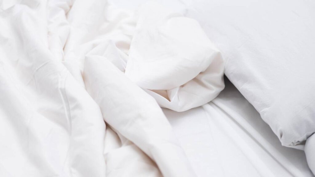 O simples cuidado que transformou meu sono e minha saúde