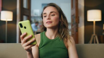 O truque mais subestimado que pode salvar seu celular da lentidão